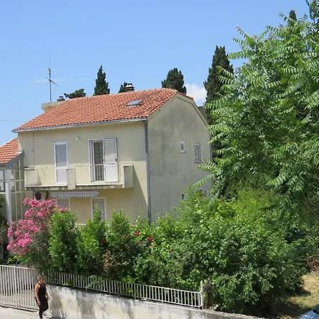 1-2 Διαμέρισμα Σπλιτ
