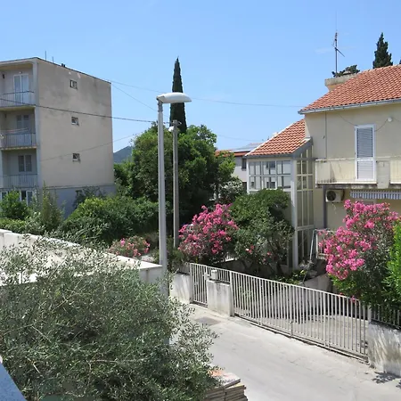 1-2 Διαμέρισμα